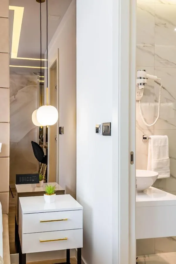Sky Residence Split - Free Parking 0*,  Хорватия